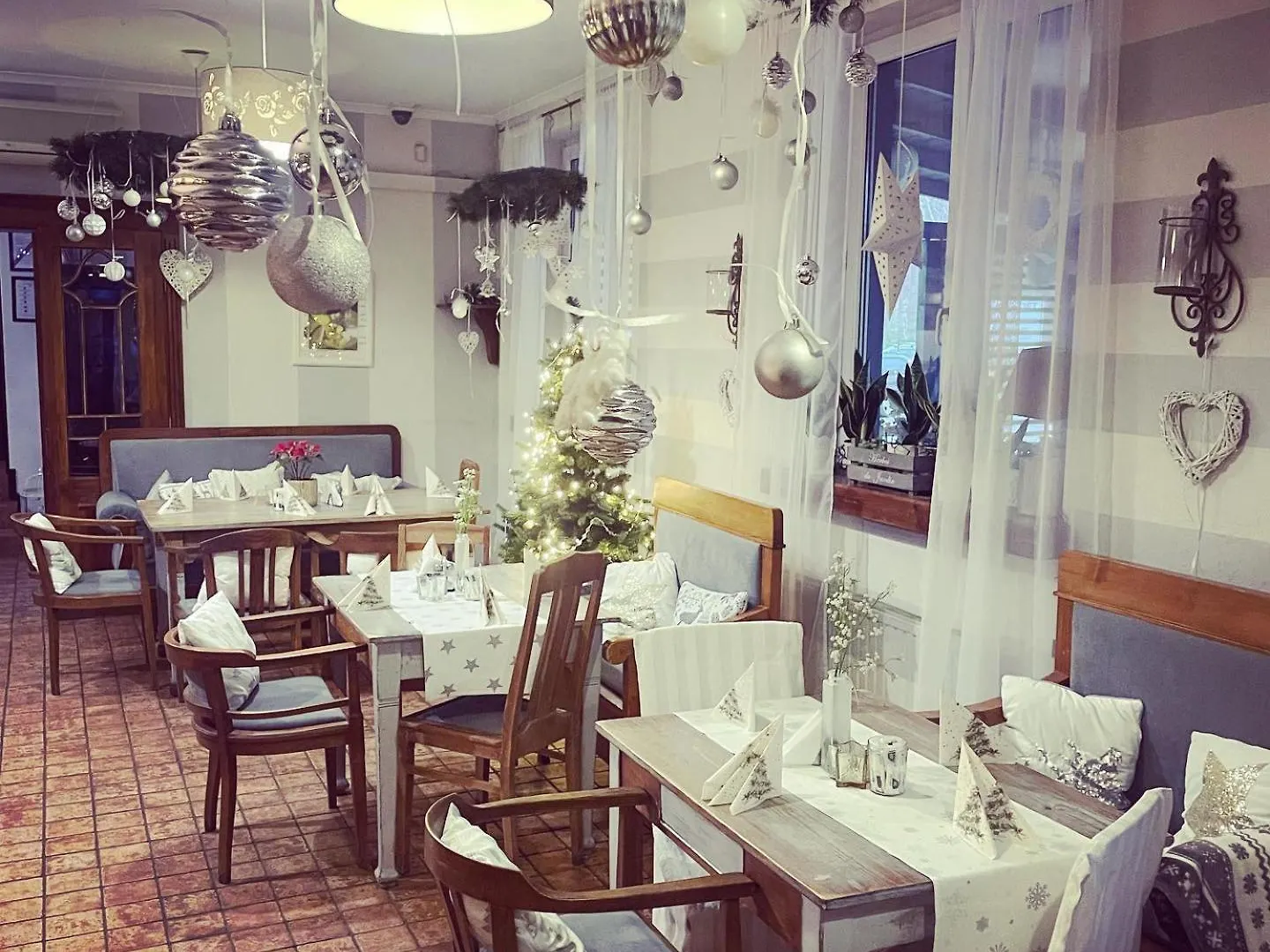 Inn Hotel Gosciniec Pod Brzozami Poznan