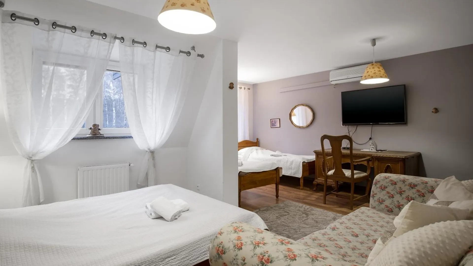 Hotel Gosciniec Pod Brzozami Poznan Inn